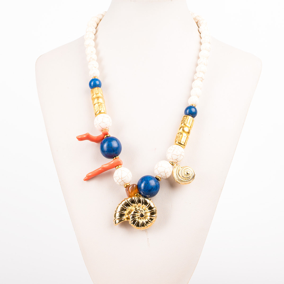 Κολιέ White Shell