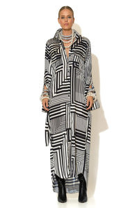 Ασπρόμαυρο μακρύ σατέν φόρεμα oversized με γεωμετρικό print και κουμπιά
