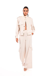 Γυναικείο εκρού cargo σακάκι με χρυσά κουμπιά και stand-up γιακά από την Ellisargi Boutique