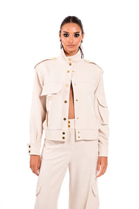 Γυναικείο εκρού cargo σακάκι με χρυσά κουμπιά και stand-up γιακά από την Ellisargi Boutique