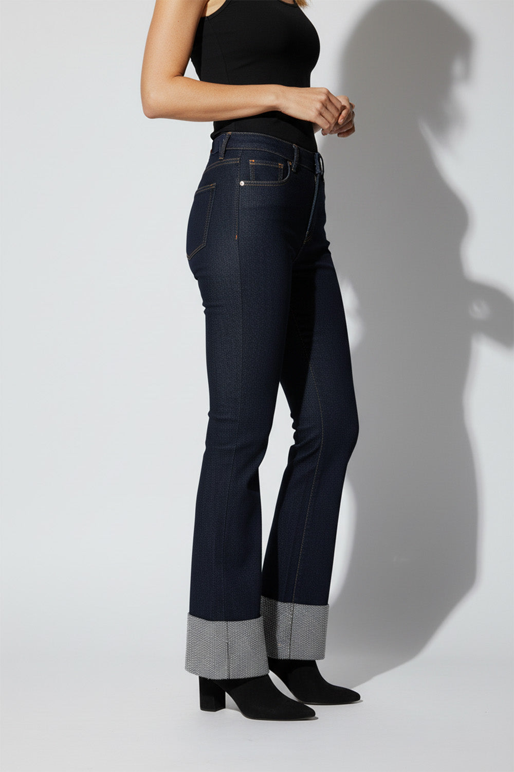 Τζιν καμπάνα σκούρο μπλε με strass ρεβέρ – Ellisargi Boutique