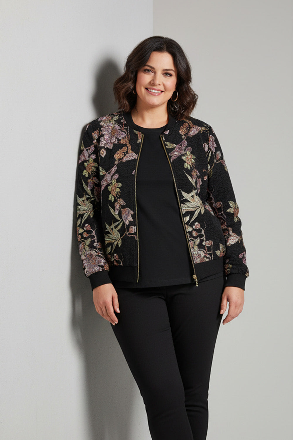 Κεντημένο τζάκετ με φλοράλ σχέδιο