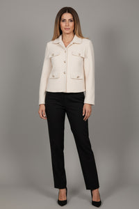 Γυναικεία κοντή εκρού ζακέτα με διακοσμητικά κουμπιά και τσέπες από την Ellisargi Boutique