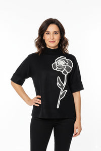 Μαύρη μπλούζα με λευκό τριαντάφυλλο