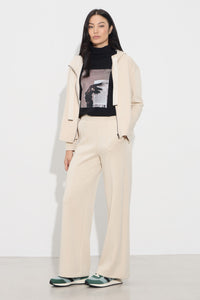 Μπεζ παντελόνι φούτερ σε ίσια γραμμή με λάστιχο στη μέση – Ellisargi Boutique