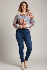 Πλεκτό πουλόβερ με τριαντάφυλλα