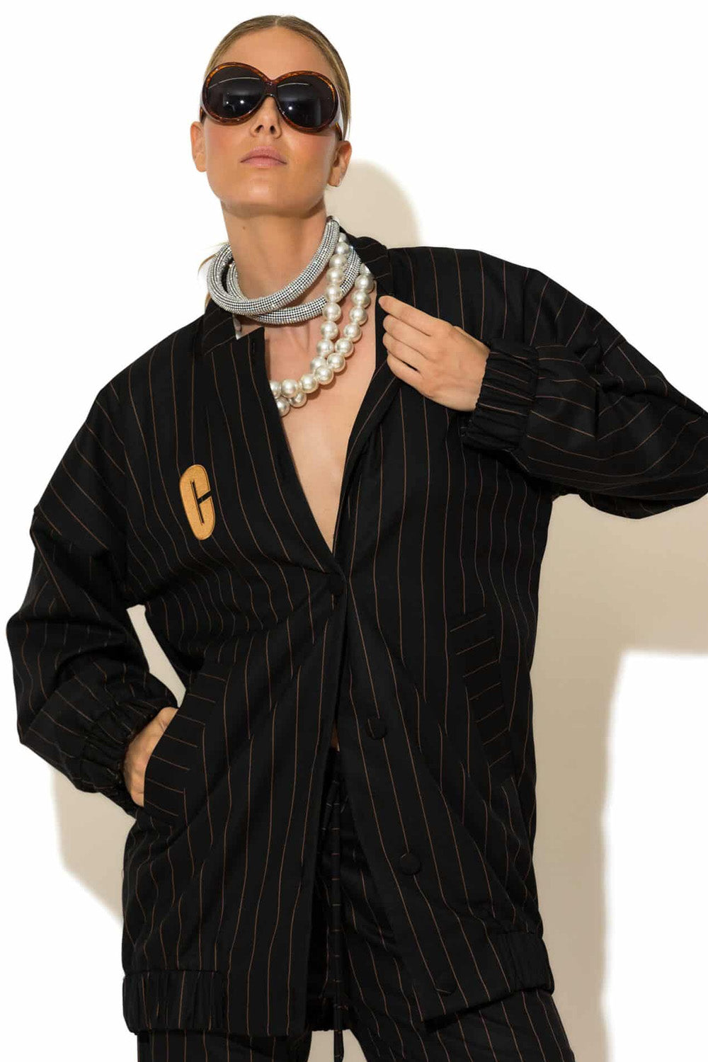 Ριγέ bomber jacket C-THROU με κέντημα logo