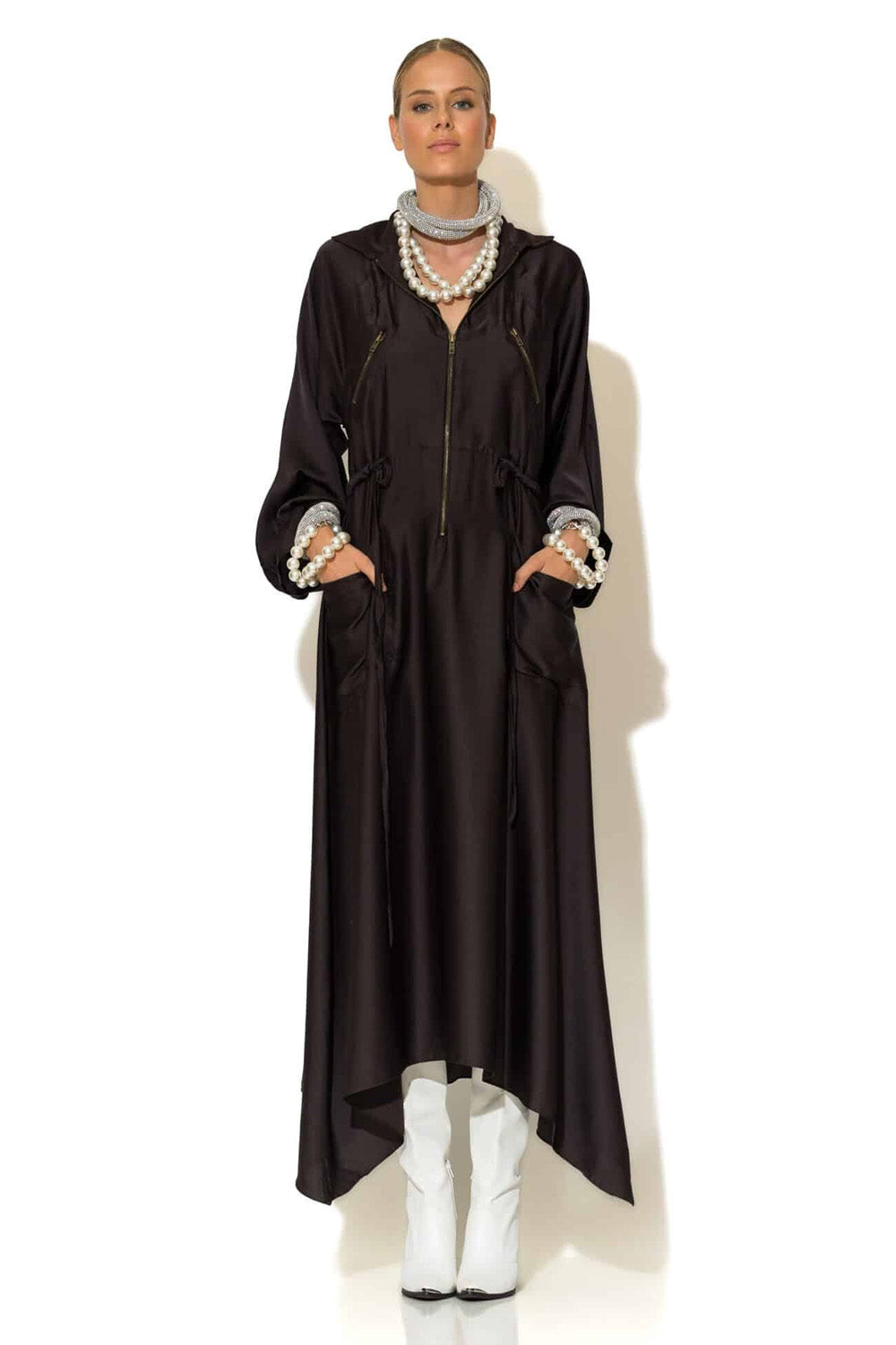 Καφέ σατέν μίντι φόρεμα με πολλαπλές τσέπες σε χαλαρή γραμμή