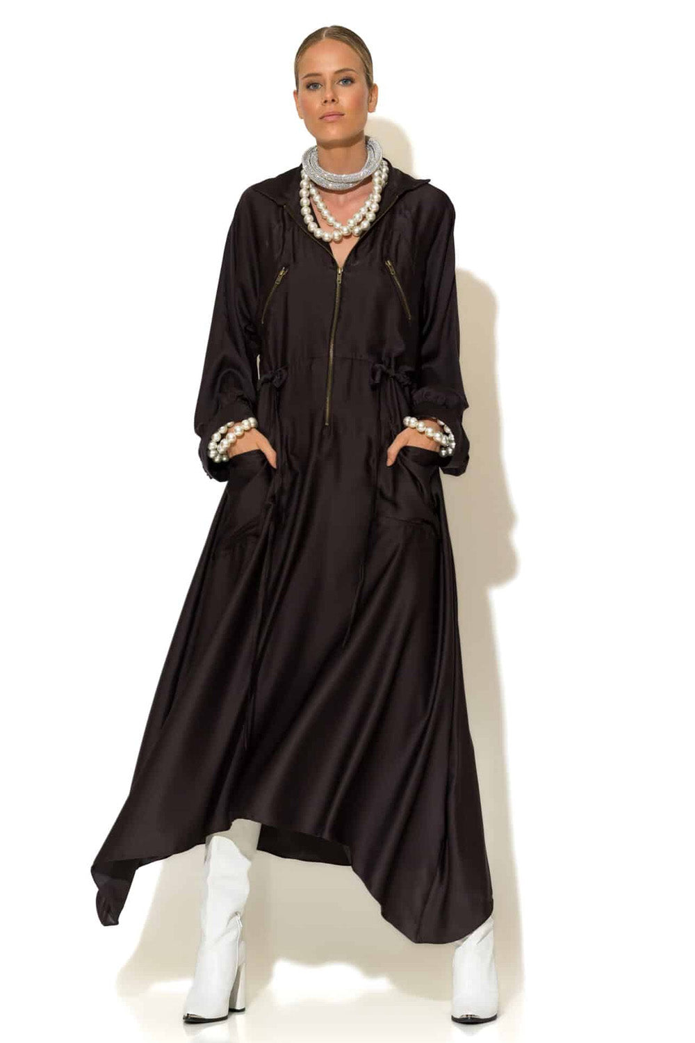 Καφέ σατέν μίντι φόρεμα με πολλαπλές τσέπες σε χαλαρή γραμμή