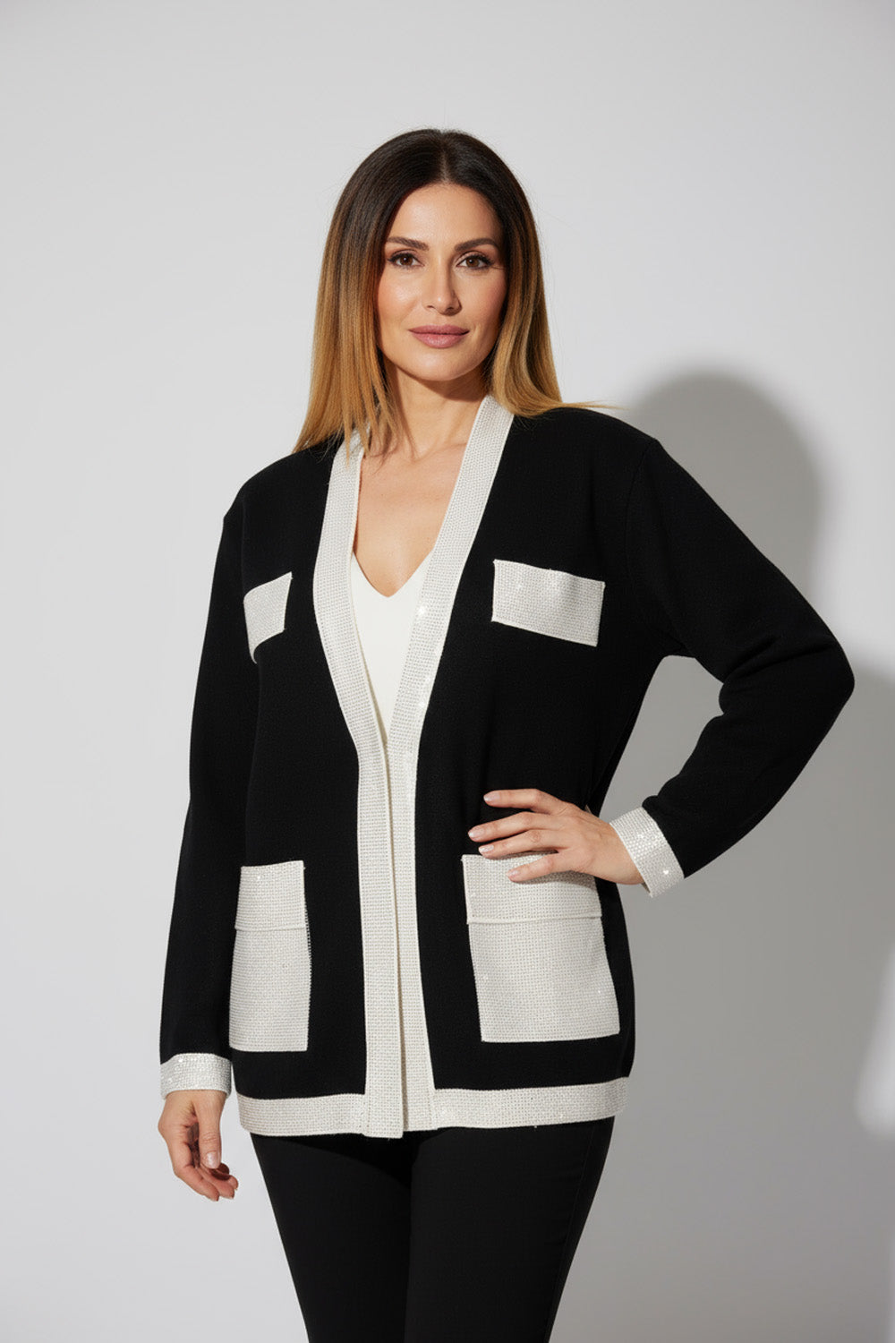 Ζακέτα μαύρη με λευκές παγιέτες