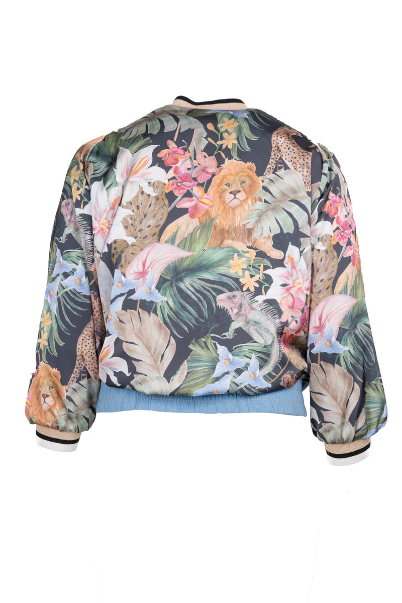 Γυναικείο bomber τζιν με φλοράλ μανίκια και jungle print πλάτη