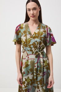 Κρουαζέ midi φόρεμα με πρόσμιξη λινού και exotic print σε φυστικί και εκρού αποχρώσεις με ζώνη στη μέση
