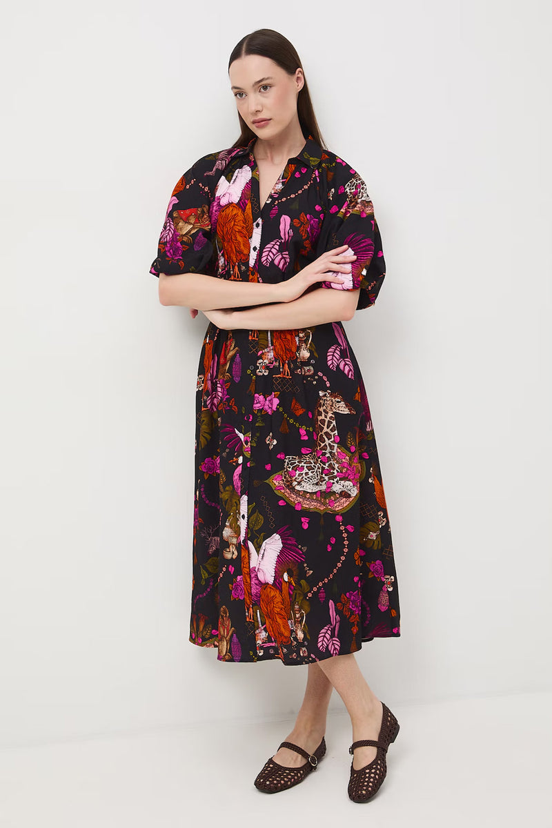 Φαρδύ midi φόρεμα από βισκόζη με exotic print σε μαύρη βάση και ζώνη στη μέση