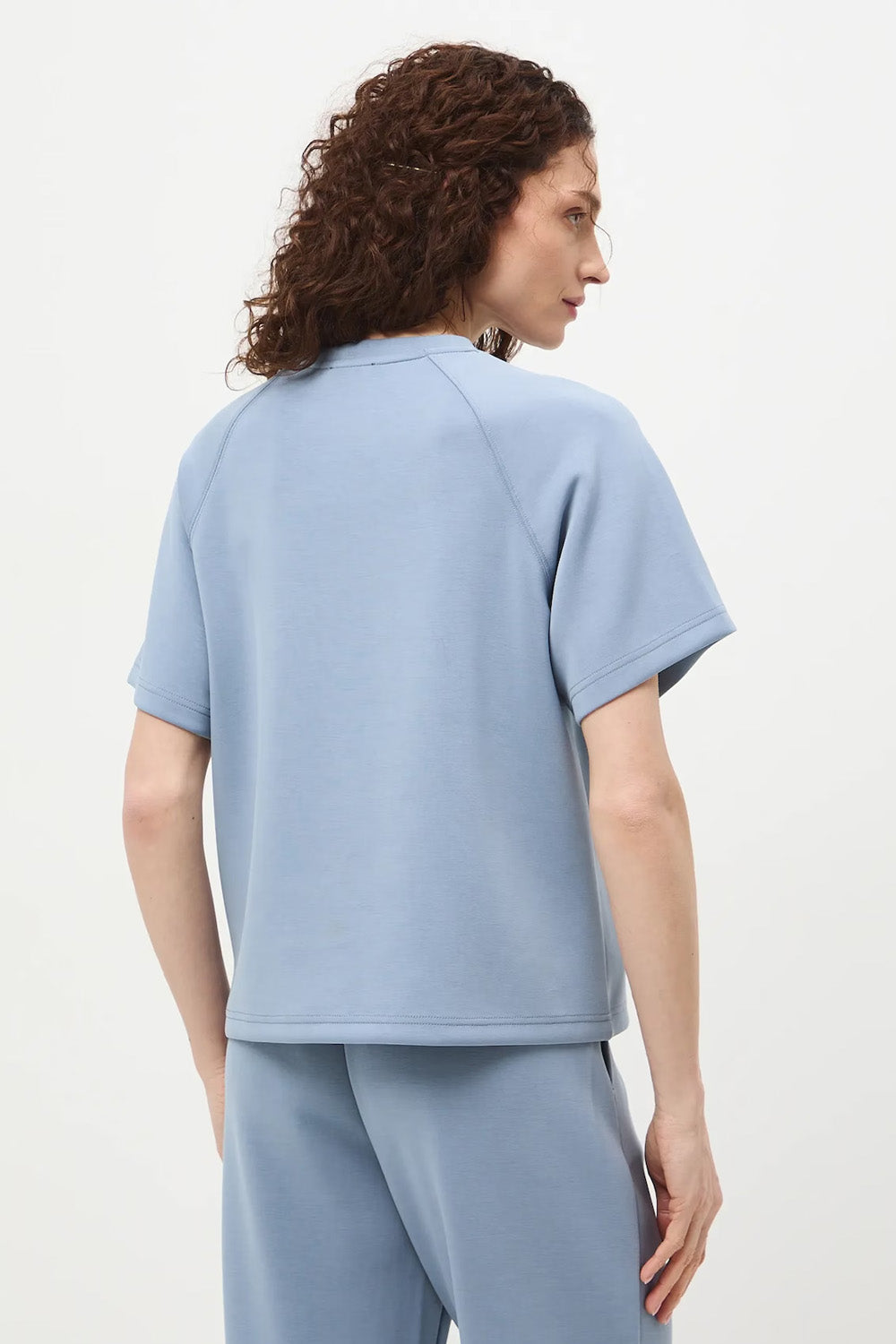 Γυναικείο γαλάζιο sweatshirt t-shirt σε relaxed γραμμή με κοντά raglan μανίκια