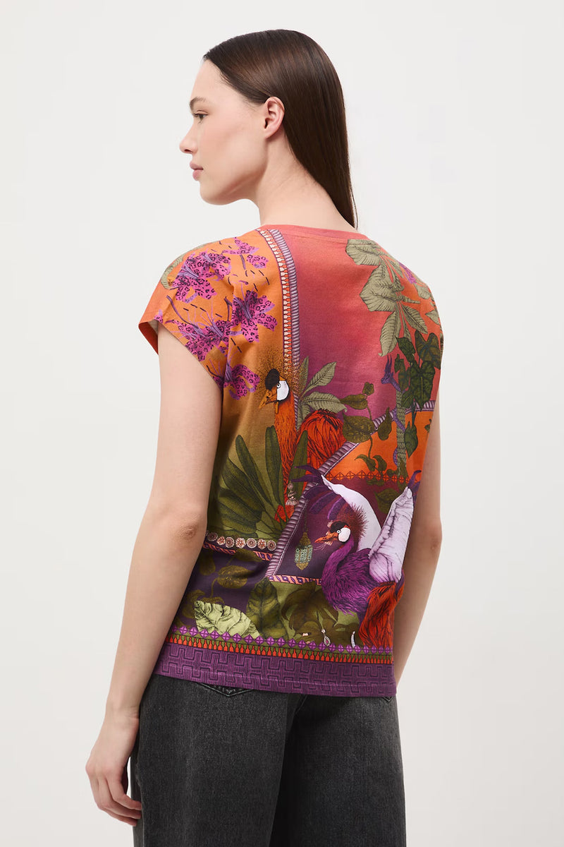 Γυναικείο t-shirt από βαμβάκι με ελαστάν και exotic tropical print σε πολύχρωμες αποχρώσεις