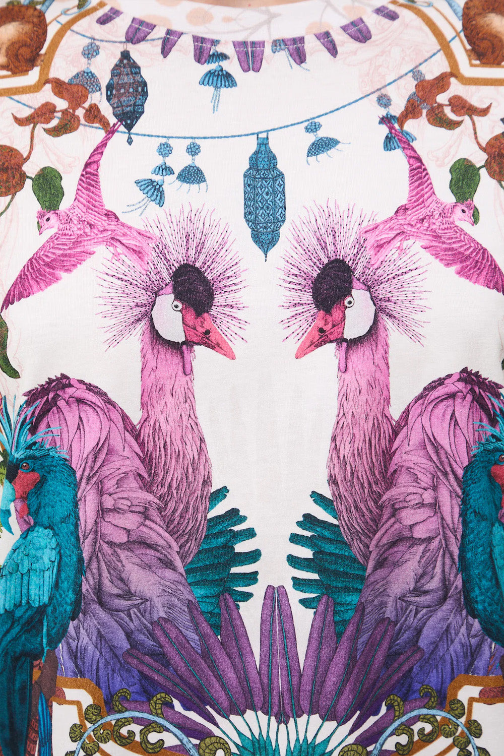 Oversize γυναικείο βαμβακερό t-shirt με πολύχρωμο exotic tropical print