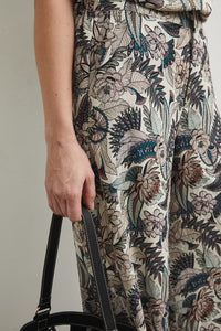 Γυναικείο παντελόνι culotte με botanical print σε εκρού βάση και plum λεπτομέρειες