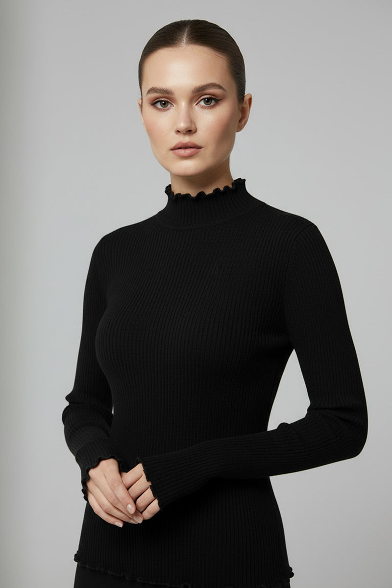 Μαύρη πλεκτή ριπ μπλούζα με ψηλό λαιμό και κυματιστά τελειώματα σε εφαρμοστή γραμμή.