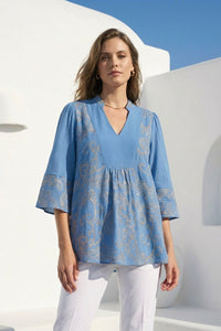 Γυναικεία μπλούζα σιέλ με λαχούρια και V λαιμόκοψη, αέρινη γραμμή