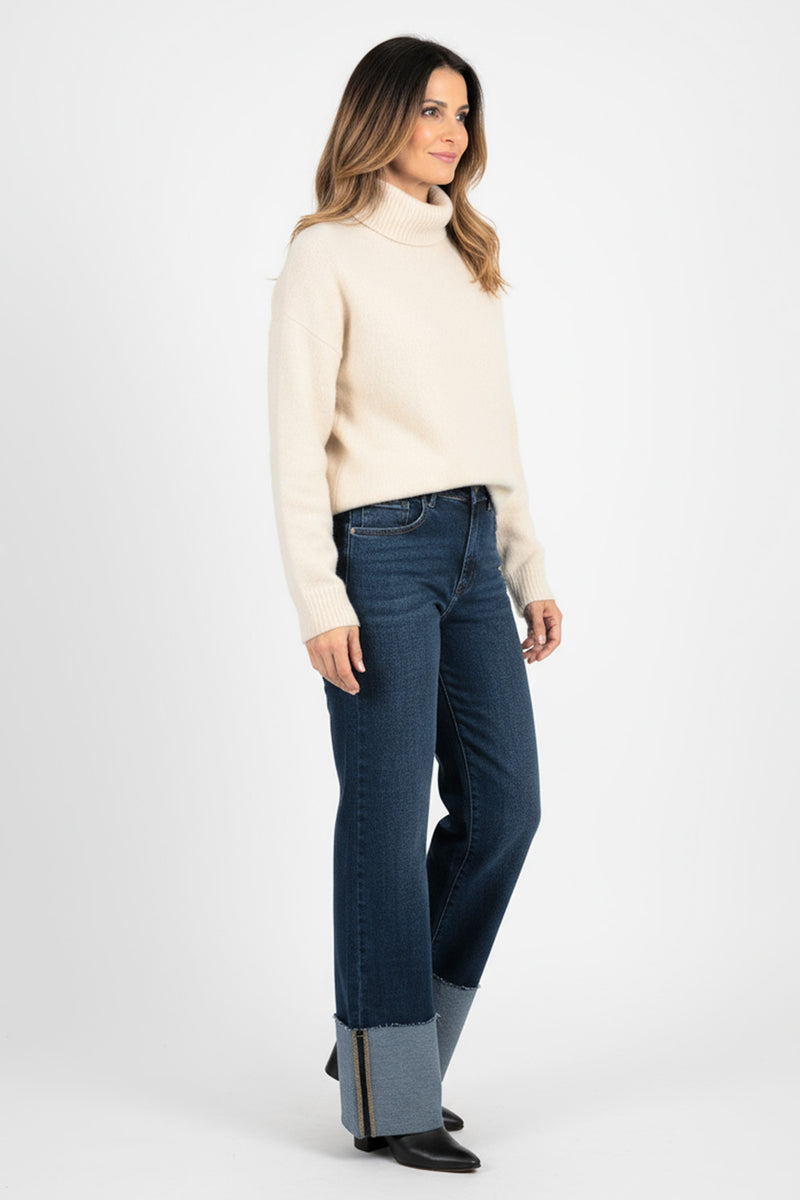 Μπλε τζιν με μεγάλο ρεβέρ και πλαϊνό φερμουάρ, πολύ μαλακό και ελαστικό denim, Ellisargi Boutique