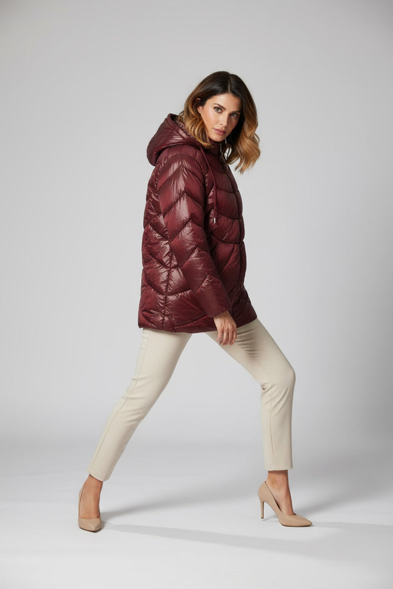 Μπορντό καπιτονέ μπουφάν με κουκούλα