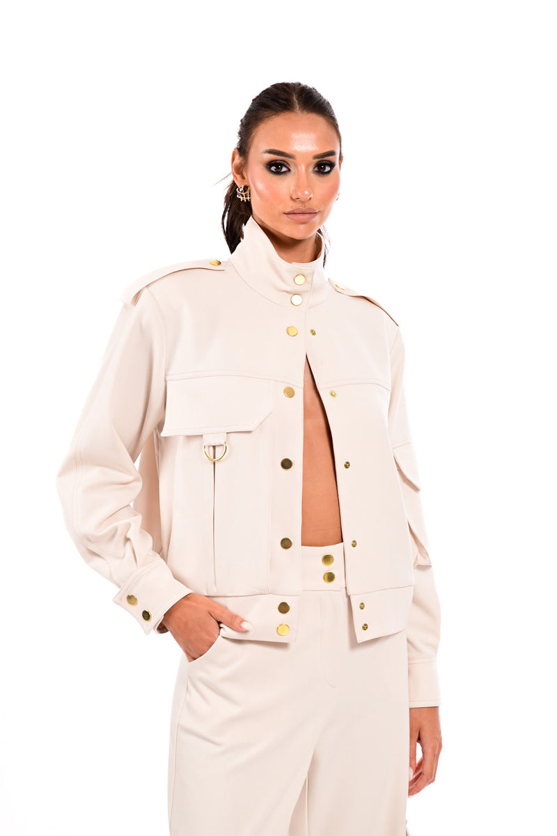 Γυναικείο εκρού cargo σακάκι με χρυσά κουμπιά και stand-up γιακά από την Ellisargi Boutique