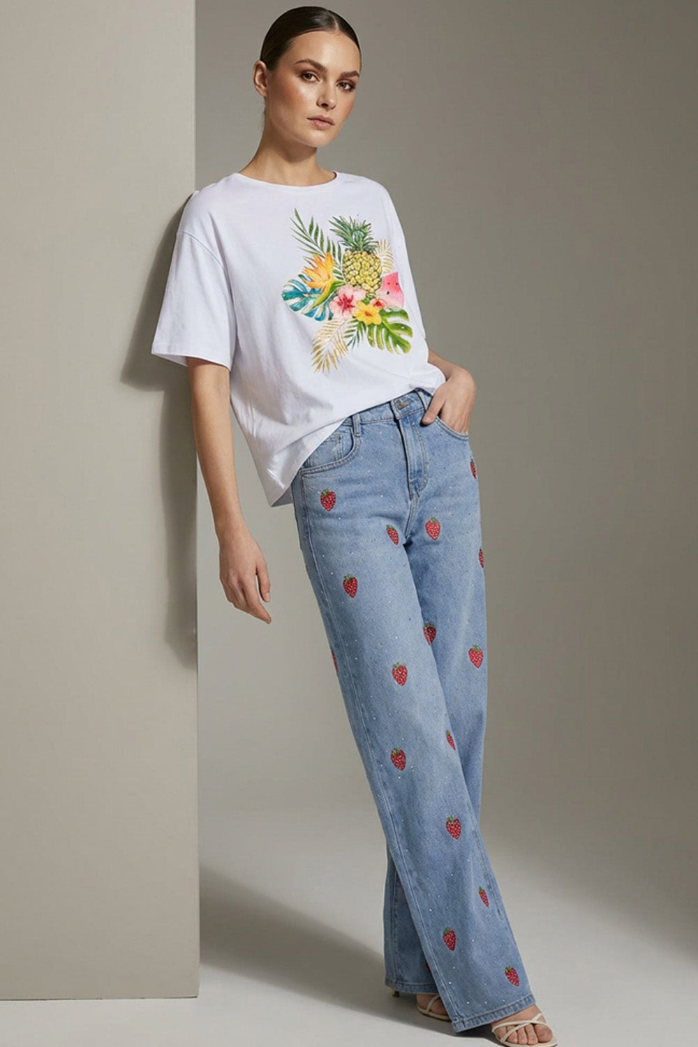 T-Shirt με Τροπικό Τύπωμα – Λευκό