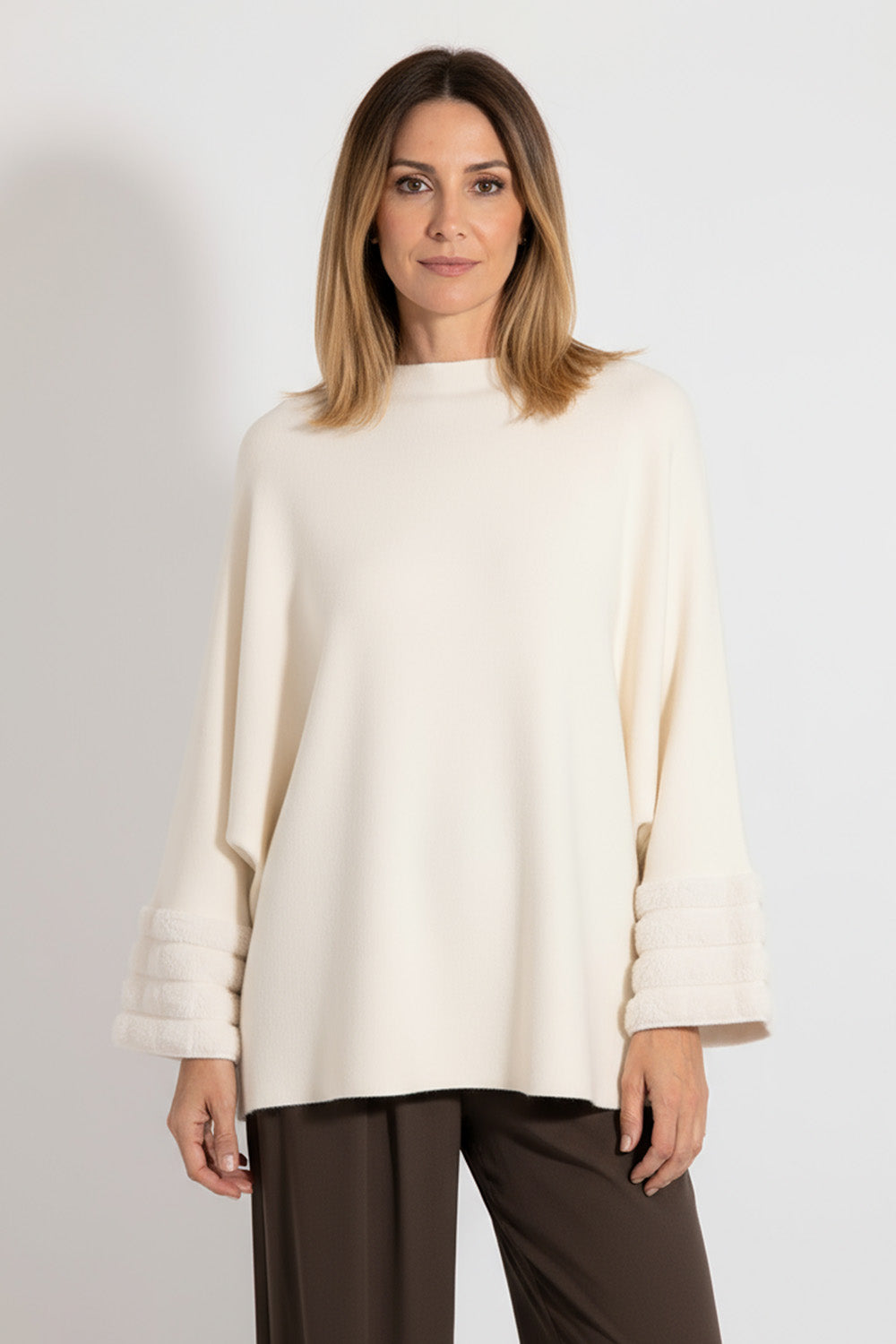 ekrou-blouza-poncho-gounines-leptomereies