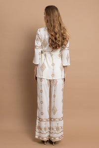 Εκρού Σετ με Χρυσά Κεντήματα – Μπλούζα Κρουαζέ & Παντελόνι