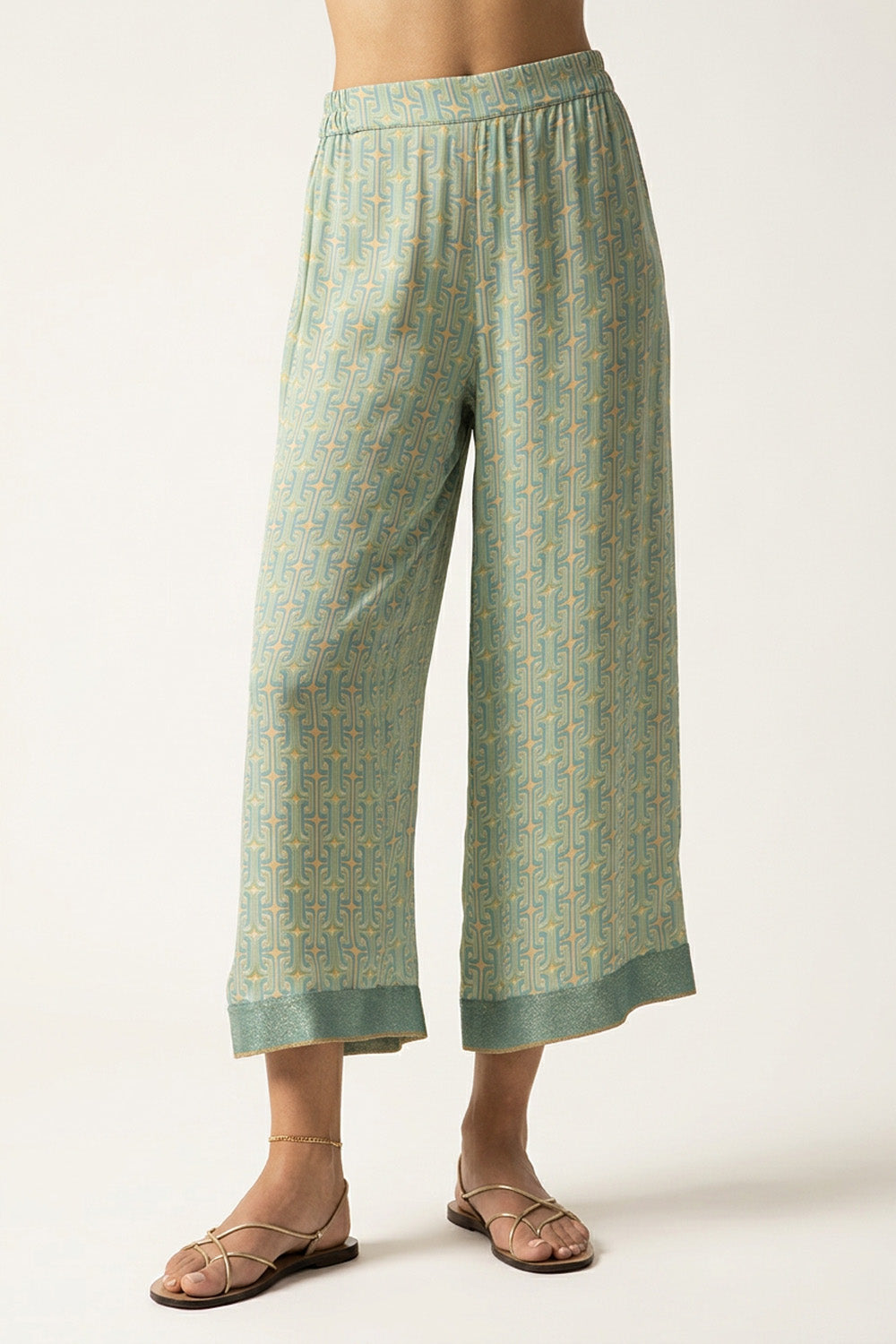 Εμπριμέ cropped παντελόνα με ελαστική μέση σε πράσινους και μπεζ τόνους