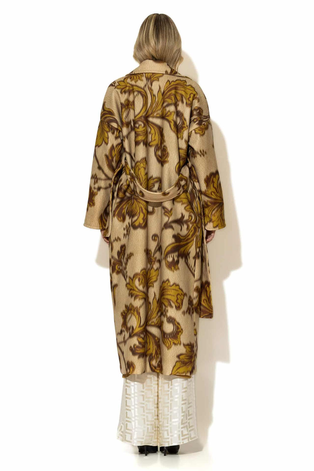 Εμπριμέ μακρύ παλτό με ζώνη – C-THROU