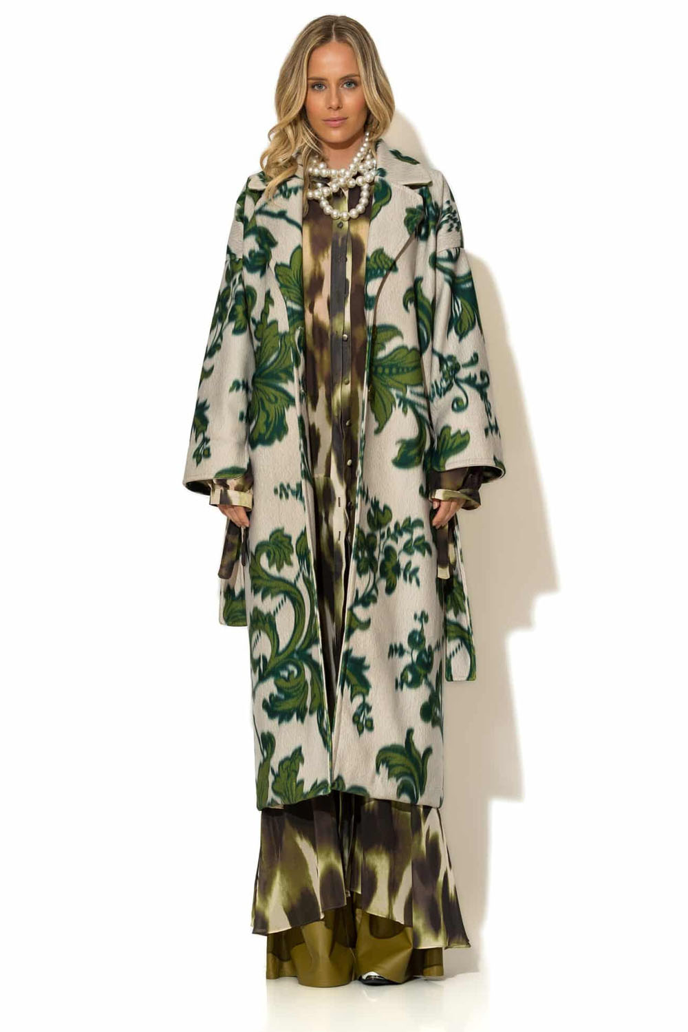 Εμπριμέ μακρύ παλτό C-THROU σε πράσινους τόνους με ζώνη – Ellisargi Boutique