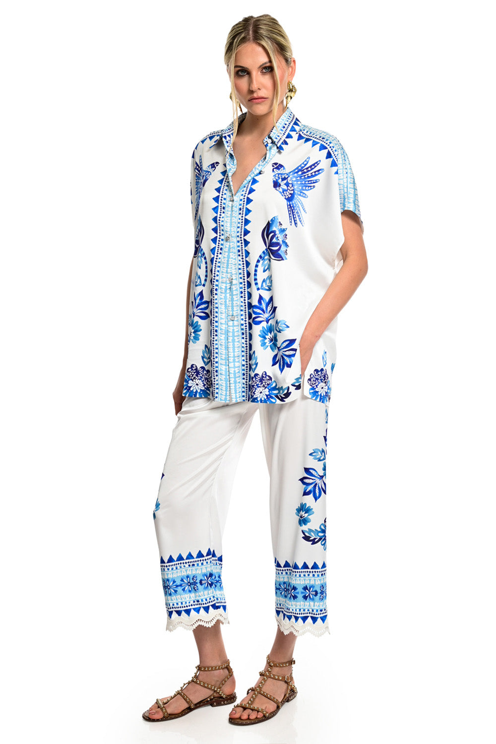 Εμπριμέ παντελόνι Mediterranean Print λευκό με μπλε μοτίβα και λάστιχο στη μέση γυναικείο crop παντελόνι