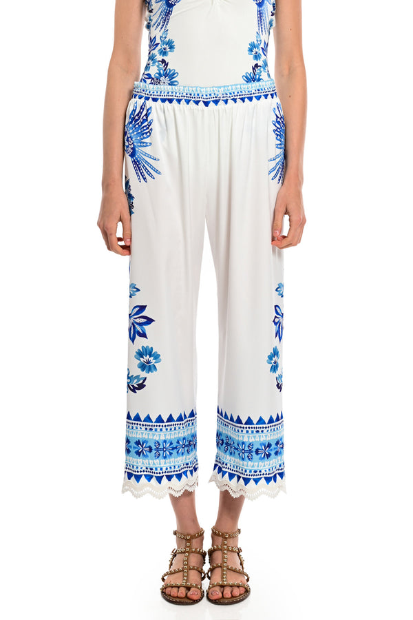 Εμπριμέ παντελόνι Mediterranean Print λευκό με μπλε μοτίβα και λάστιχο στη μέση γυναικείο crop παντελόνι