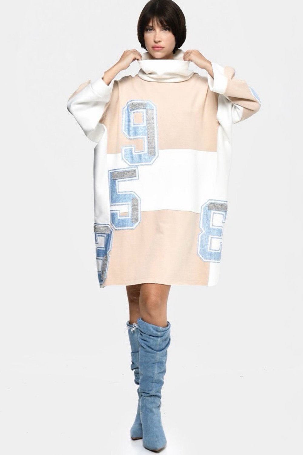 Μπεζ φούτερ φόρεμα oversized με denim αριθμούς και στρας Ellisargi Boutique