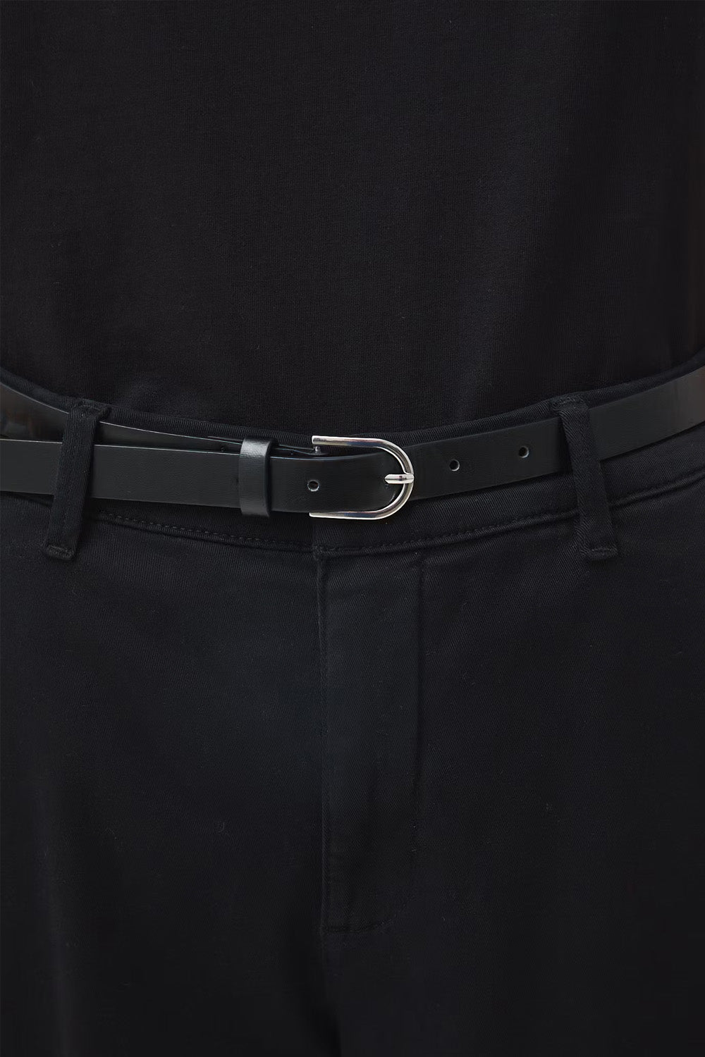 Γυναικείο μαύρο chino παντελόνι βαμβακερό με ελαστάνη, ίσια γραμμή και μήκος στον αστράγαλο