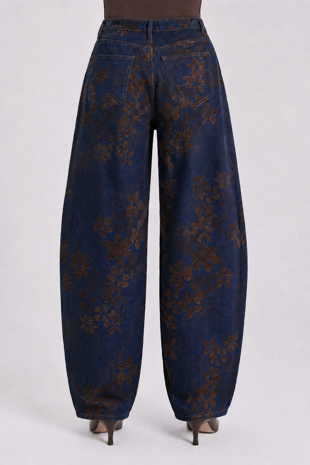 Γυναικείο σκούρο μπλε wide leg jeans παντελόνι με καφέ floral μοτίβο