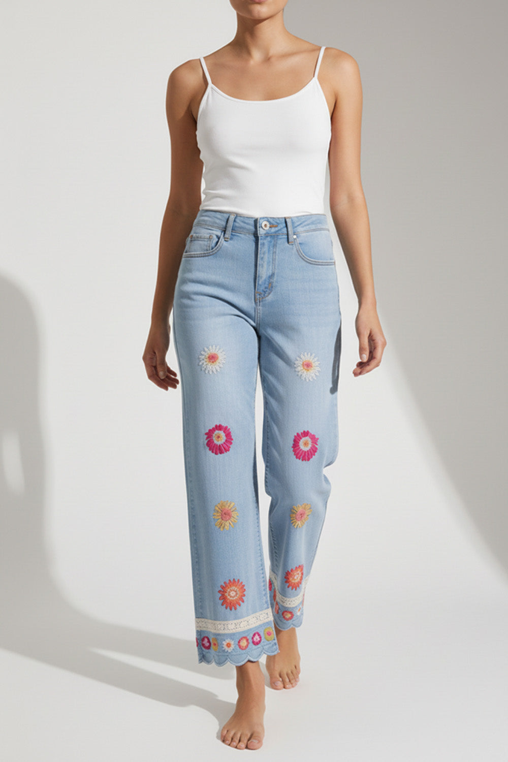 Τζιν Παντελόνι Ψηλόμεσο με Κεντημένα Λουλούδια