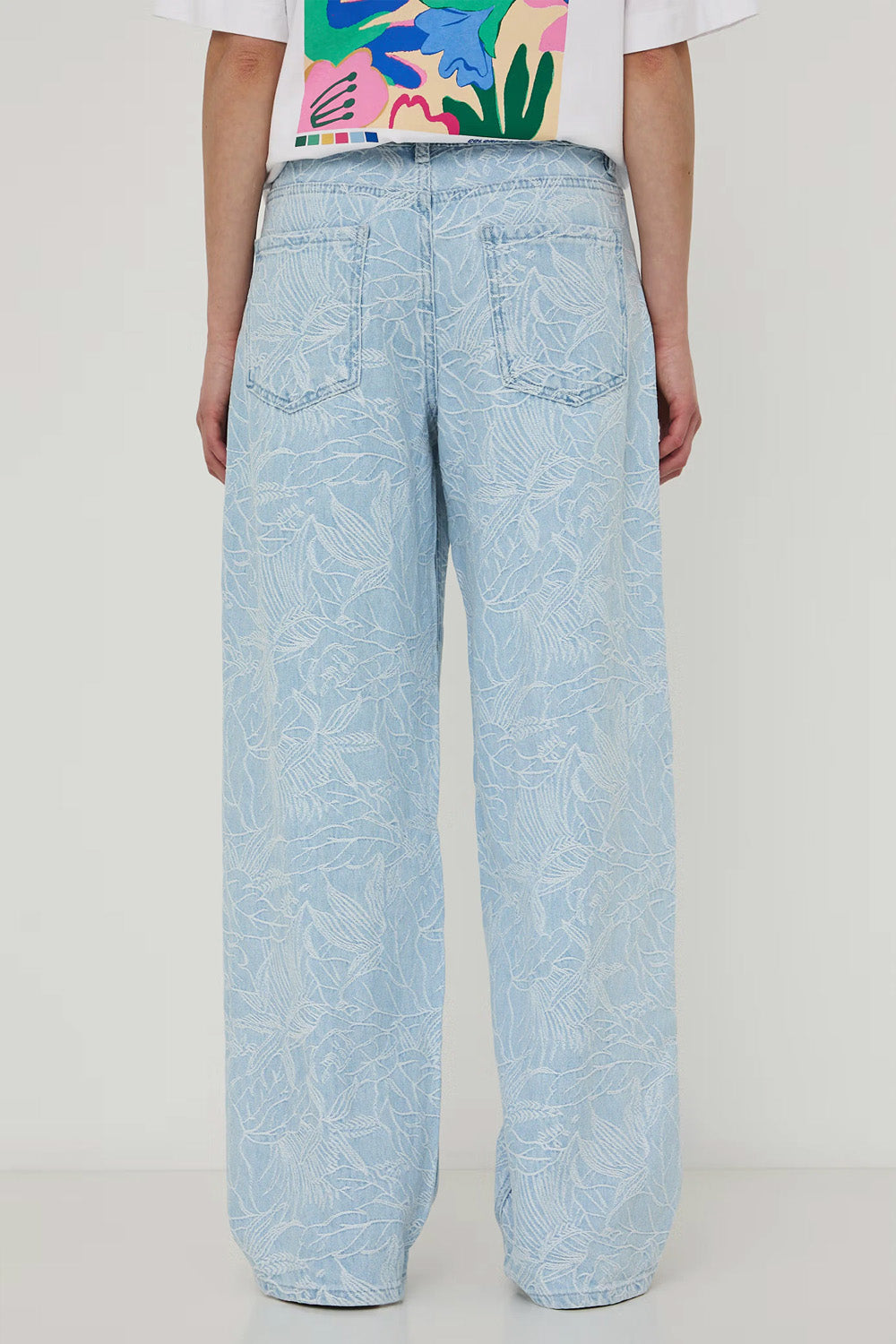 Γυναικείο light blue wide leg τζιν παντελόνι με τονικό floral σχέδιο και μακριά γραμμή