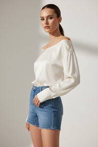 Τζιν γυναικείο σορτς με κουμπί και ίσιο τελείωμα