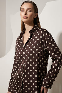 Καφέ πουκάμισο με εκρού πουά σχέδιο και μακριά μανίκια, σατινέ υφή από Ellisargi Boutique