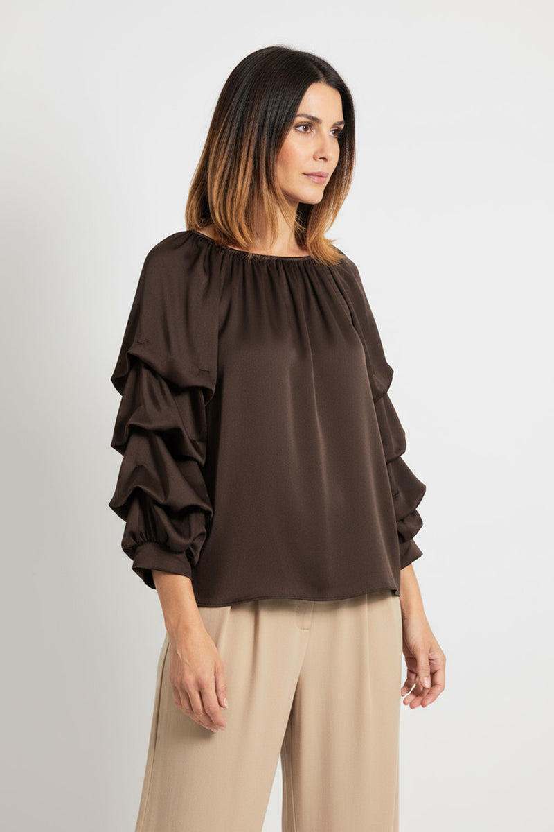Καφέ σατινέ μπλούζα με βολάν στα μανίκια – Ellisargi Boutique