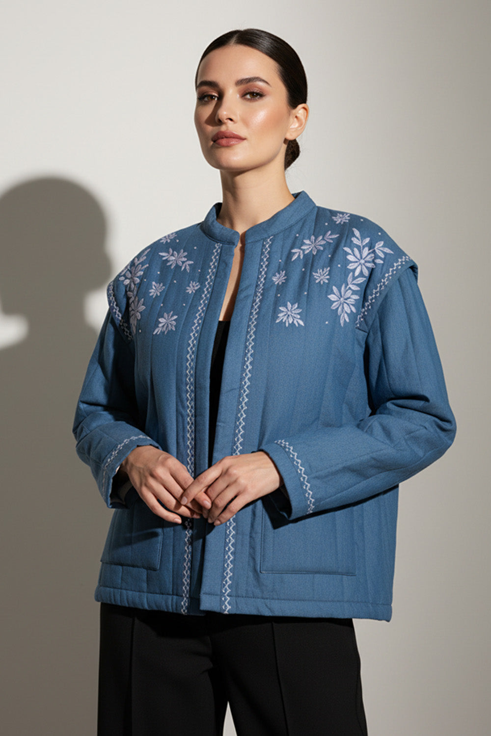 Καπιτονέ Jacket με Μοτίβο Τύπου Κεντήματος – Μπλε Πετρόλ