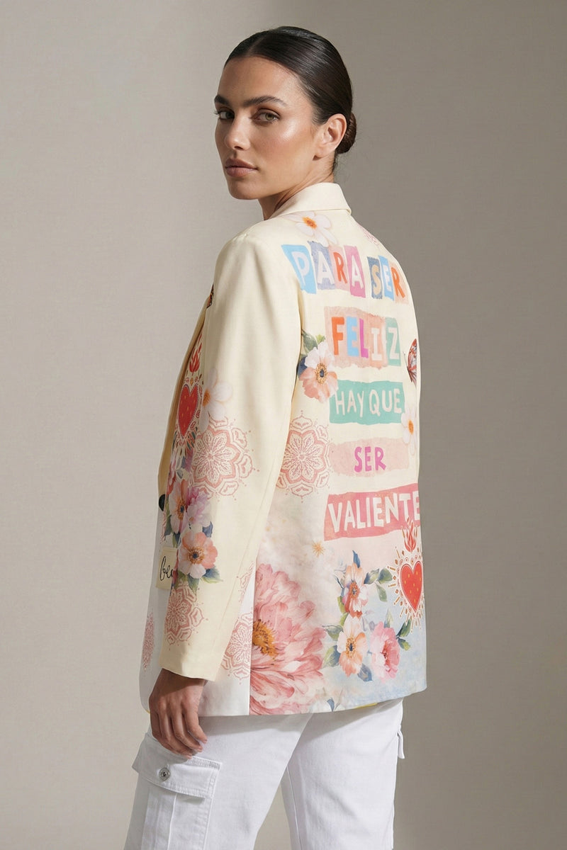 Κίτρινο γυναικείο σακάκι με floral και graphic print σε παστέλ αποχρώσεις.