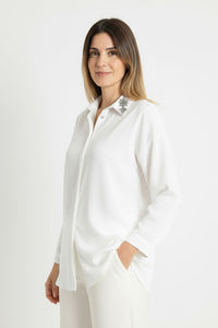 Λευκό πουκάμισο με διακοσμητικά στρας στον γιακά – Ellisargi Boutique