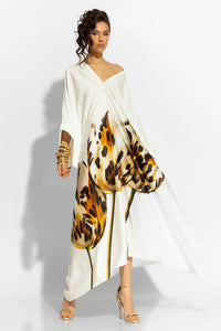 Λευκό satin maxi kaftan φόρεμα με floral print, φαρδιά μανίκια και ανοιχτή πλάτη με δέσιμο.