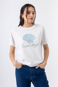 Λευκό T-shirt με κέντημα κοχύλι και strass Pearl Drift