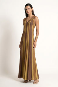 Πολύχρωμο lurex μάξι φόρεμα με κάθετες ρίγες και V λαιμόκοψη, εφαρμοστή γραμμή και αμάνικο σχέδιο