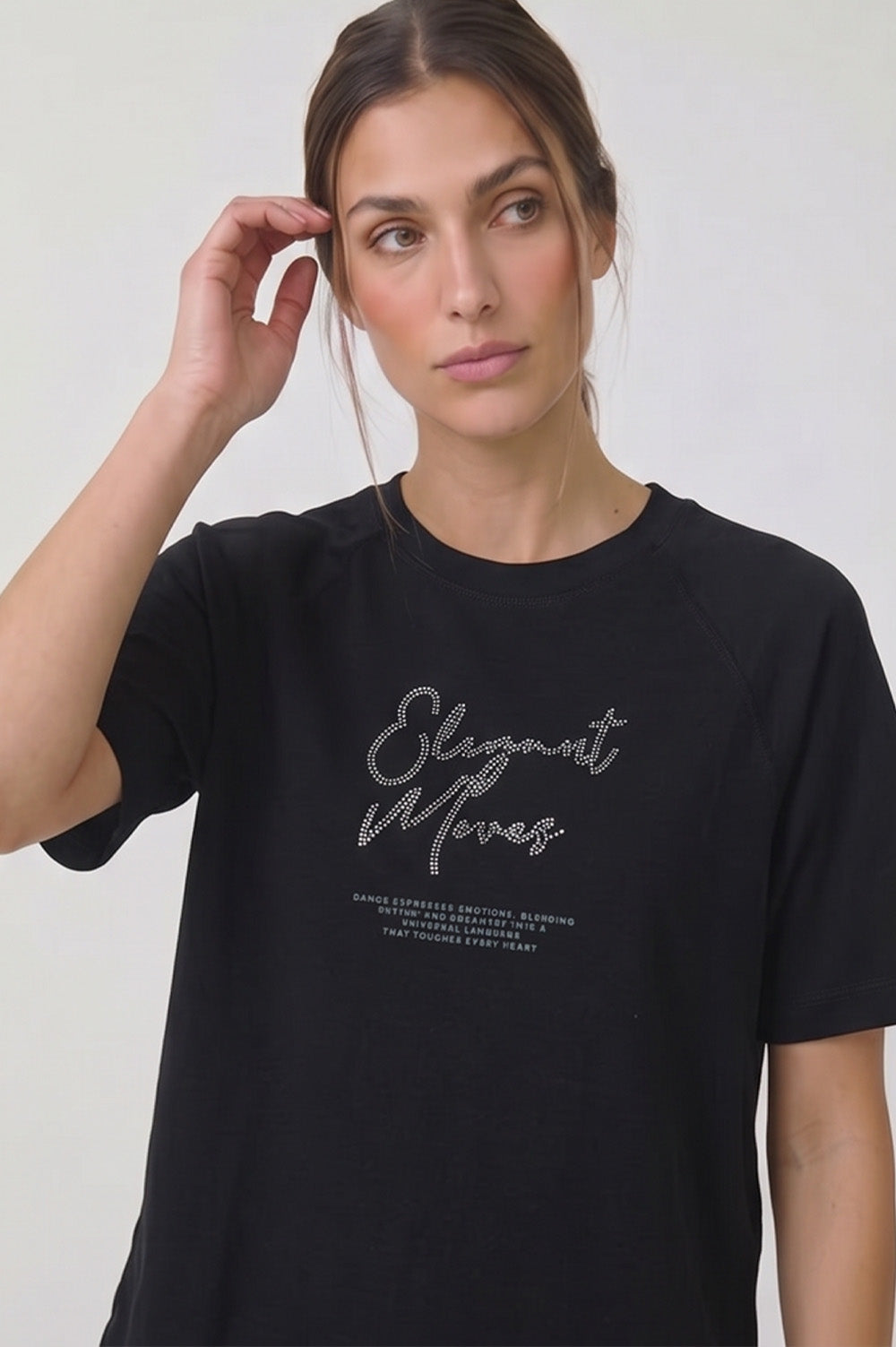 Μαύρο γυναικείο T-shirt με μεταλλιζέ τύπωμα Elegant Moves στο μπροστινό μέρος