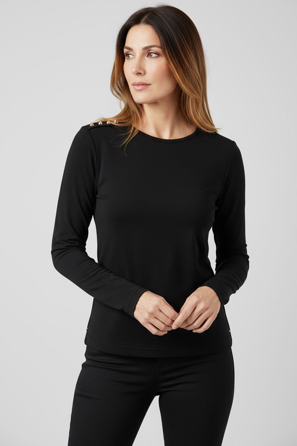 Μαύρη μπλούζα με μακρύ μανίκι και χρυσά κουμπιά στους ώμους – Ellisargi Boutique